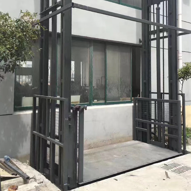 文儒镇5吨室外升降货梯